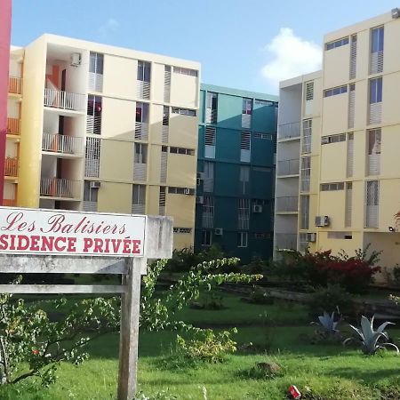 La Belle Rose Des Iles Apartamento Les Abymes Exterior foto