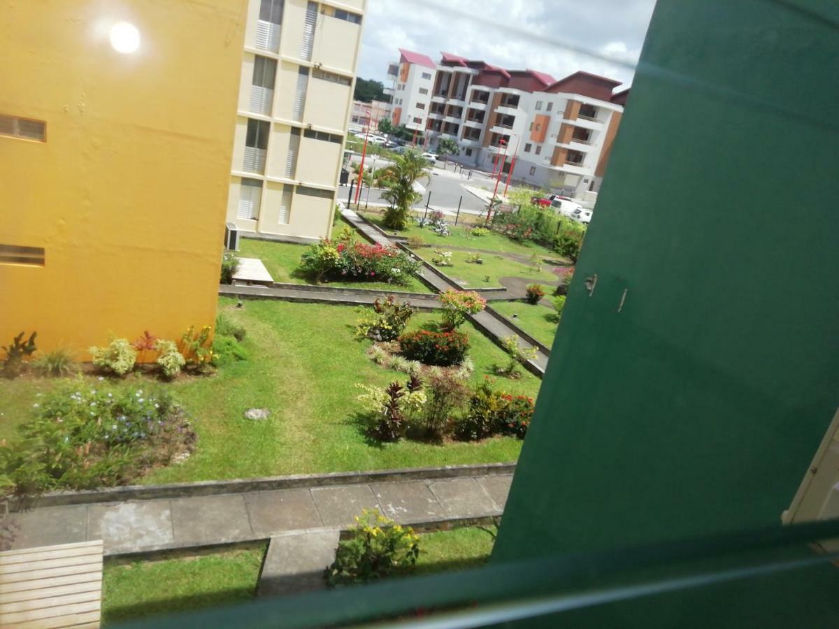 La Belle Rose Des Iles Apartamento Les Abymes Exterior foto